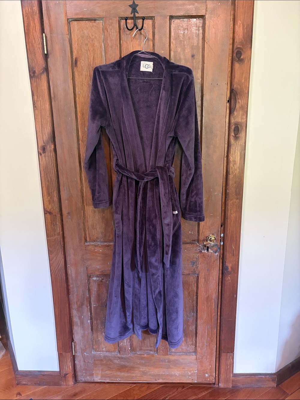 UGG Plush Hooded Robe in Plum